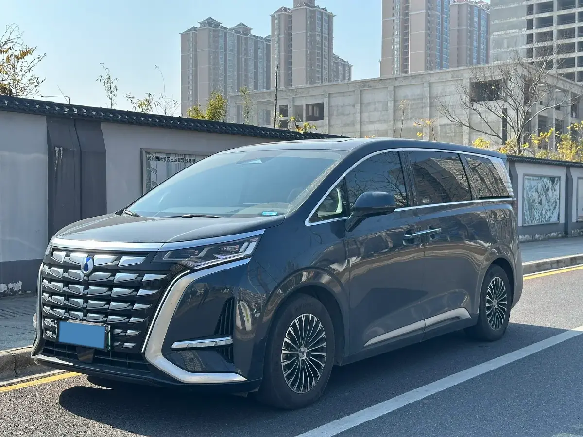 2022 Honda Odyssey 2.0L 146HP L4 E-CVT Hybrid