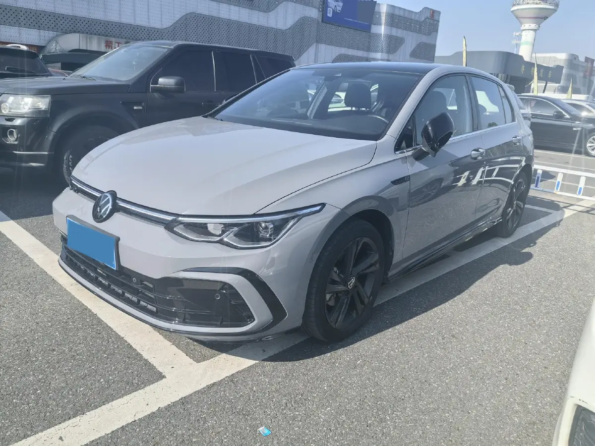 2023 Volkswagen Golf 1.4T 150HP L4 7DCT