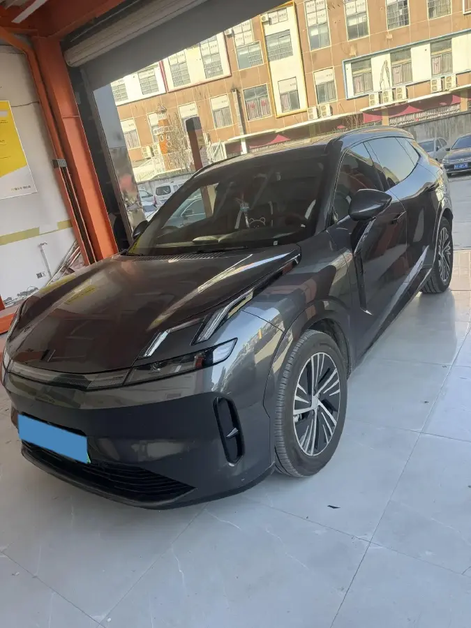 2024 LYNK&CO 08 EM-P 1.5T 163HP L4 3DHT PHEV 21.2KWH