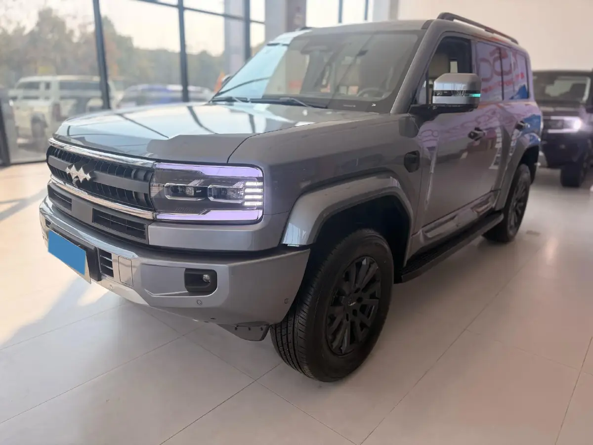 2025 FangChengBao Bao 5 1.5T 194HP L4 E-CVT PHEV 31.8KWH