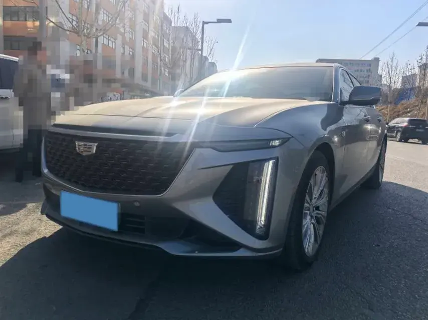 2023 Cadillac CT6 2.0T 237HP L4 10AT