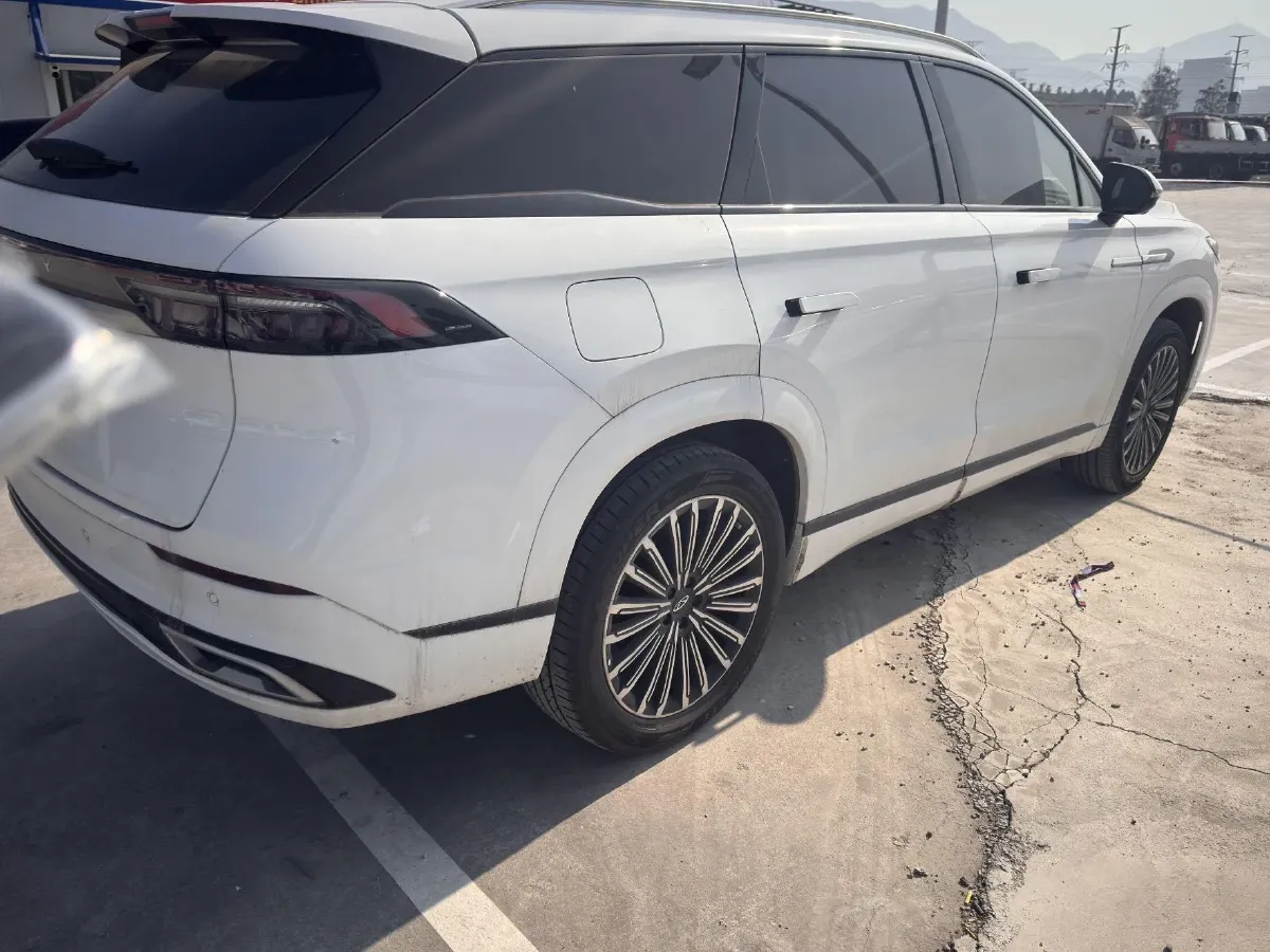 2025 Chery Tiggo 9 2.0T 261HP L4 7DCT,autocango,china used car exporter,china ev exporter,chinese used car exporter,chinese used ev exporter