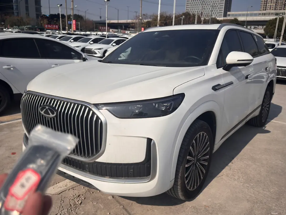 2025 Chery Tiggo 9 2.0T 261HP L4 7DCT