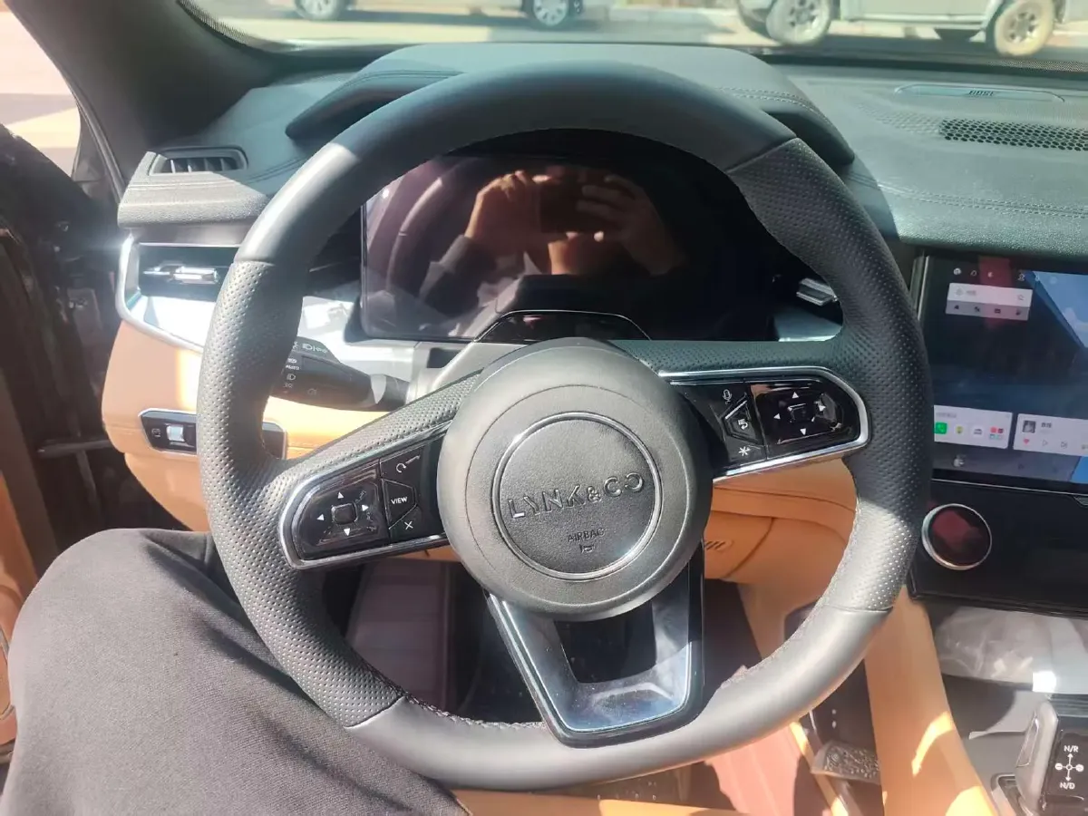 2024 LYNK&CO 09 2.0T 254HP L4 8AT,autocango,china used car exporter,china ev exporter,chinese used car exporter,chinese used ev exporter