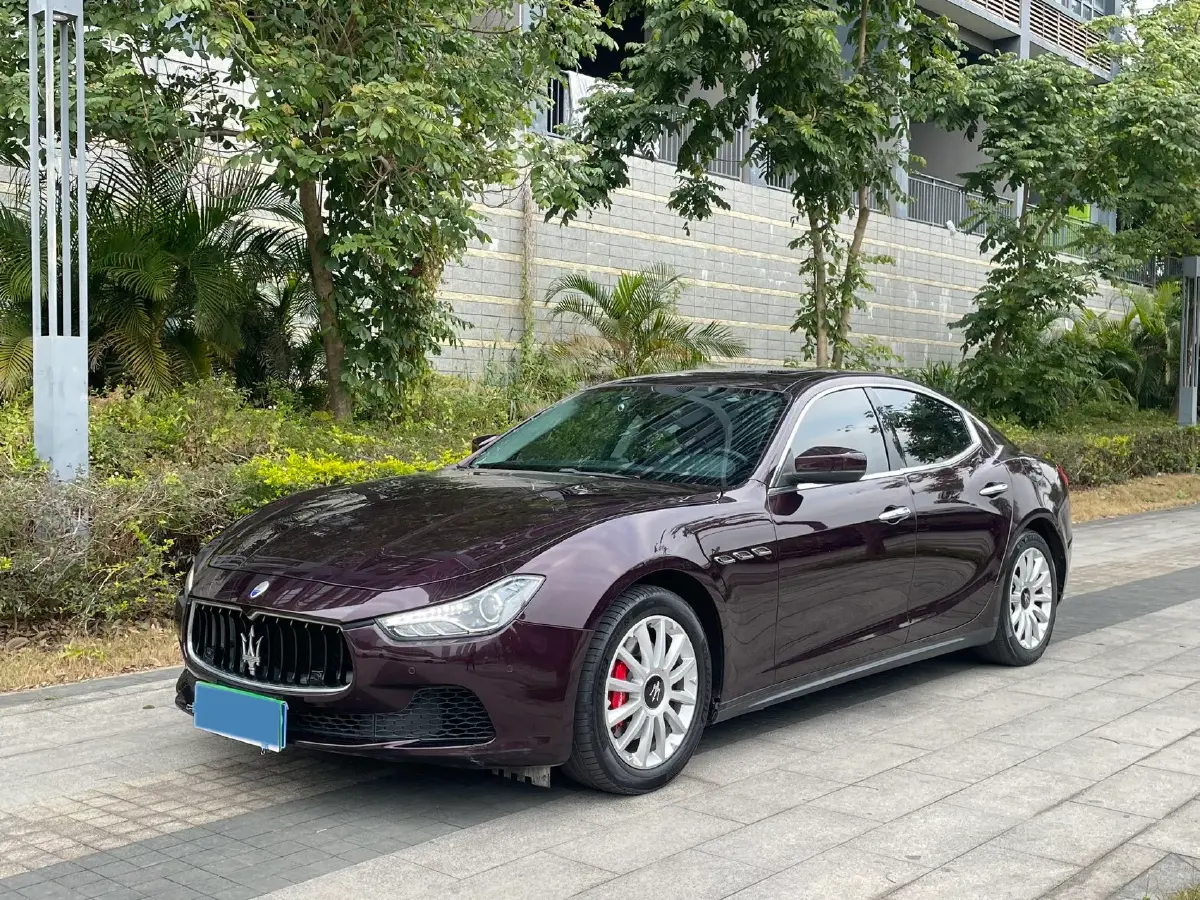 2017 Maserati Ghibli 3.0T 350HP V6 8AT