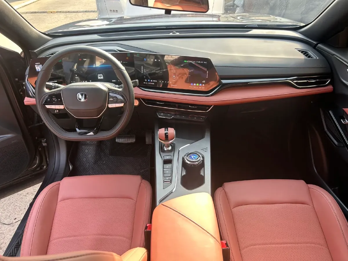 2026 ChangAn X5 PLUS 1.5T 192HP L4 7DCT,autocango,china used car exporter,china ev exporter,chinese used car exporter,chinese used ev exporter