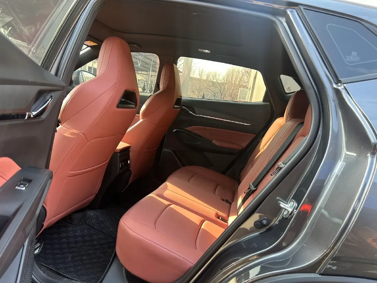 2026 ChangAn X5 PLUS 1.5T 192HP L4 7DCT,autocango,china used car exporter,china ev exporter,chinese used car exporter,chinese used ev exporter