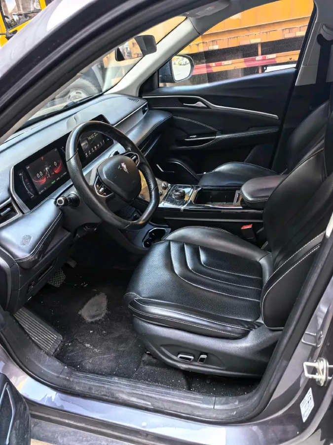 2022 Venucia Grand V 1.5T 190HP L4 7DCT,autocango,china used car exporter,china ev exporter,chinese used car exporter,chinese used ev exporter