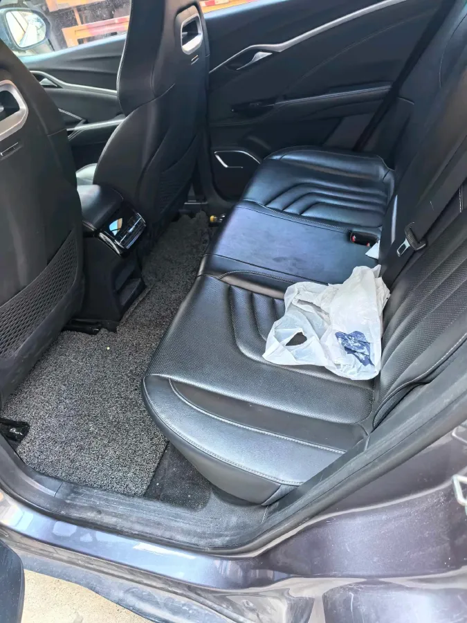 2022 Venucia Grand V 1.5T 190HP L4 7DCT,autocango,china used car exporter,china ev exporter,chinese used car exporter,chinese used ev exporter