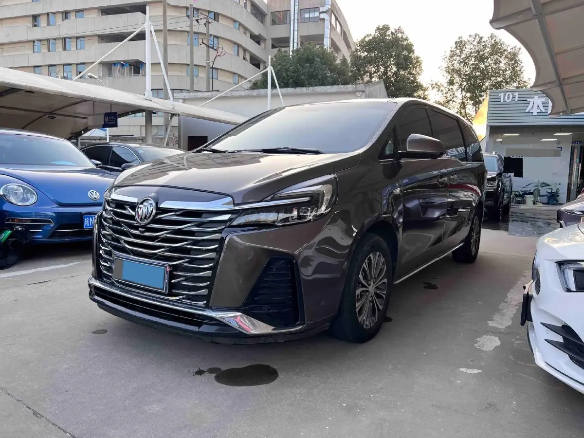 2023 Buick GL8 2.0T 237HP L4 9AT