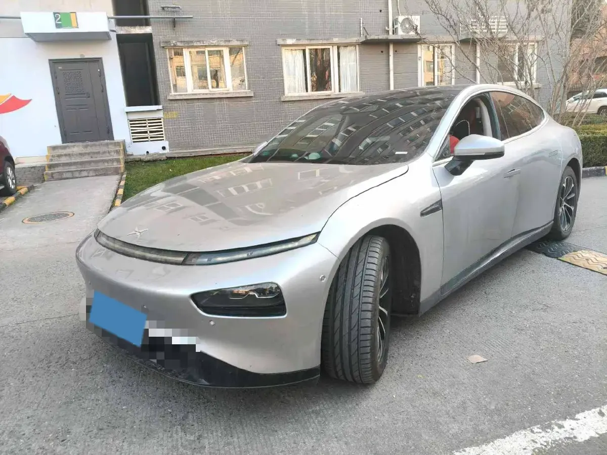 2020 DS 7 1.6T 215HP L4 8AT