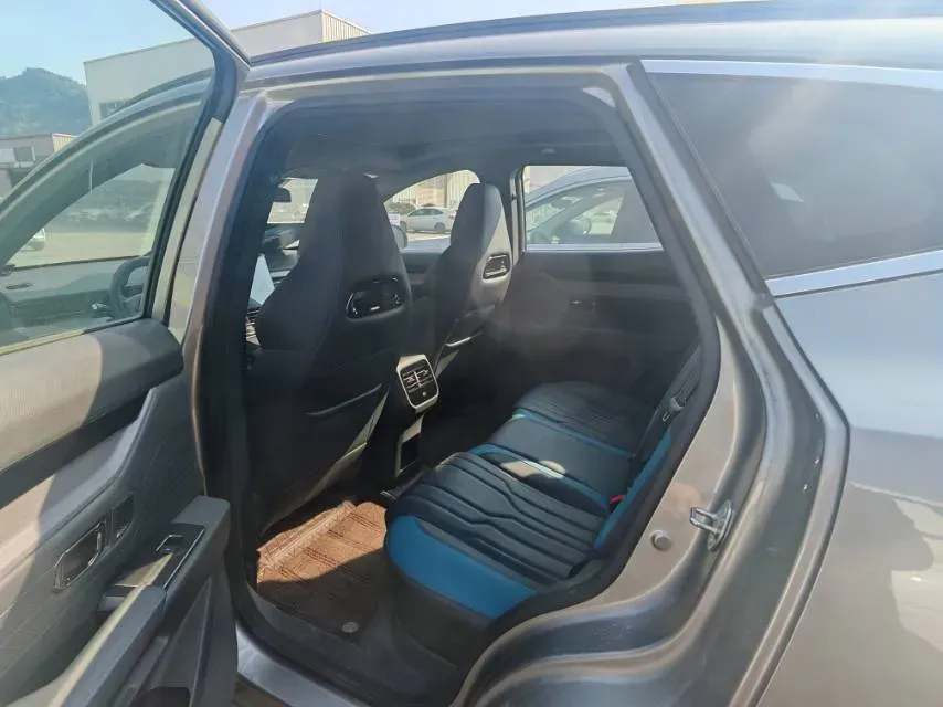 2024 Jetour ShanHai L6 1.5T 156HP L4 1DHT PHEV 19.43KWH,autocango,china used car exporter,china ev exporter,chinese used car exporter,chinese used ev exporter