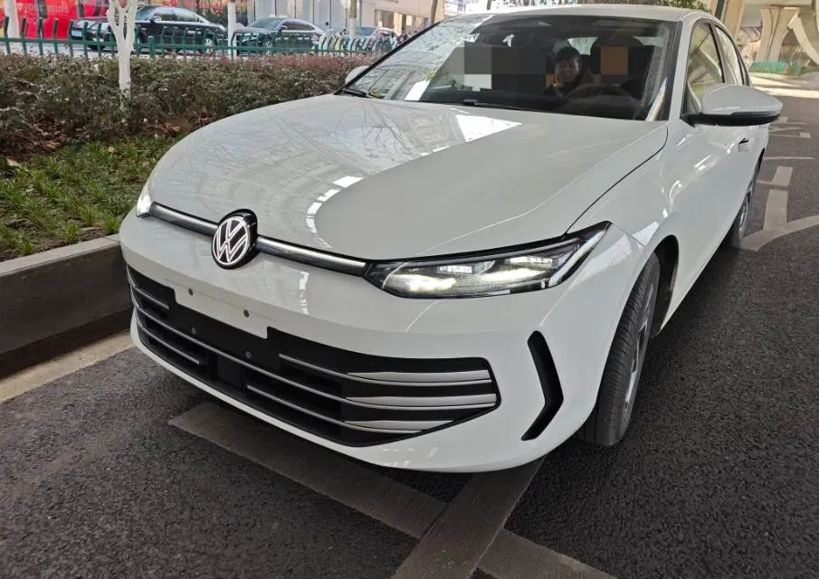 2026 Volkswagen Lavida 1.5L 110HP L4 6AT,autocango,china used car exporter,china ev exporter,chinese used car exporter,chinese used ev exporter