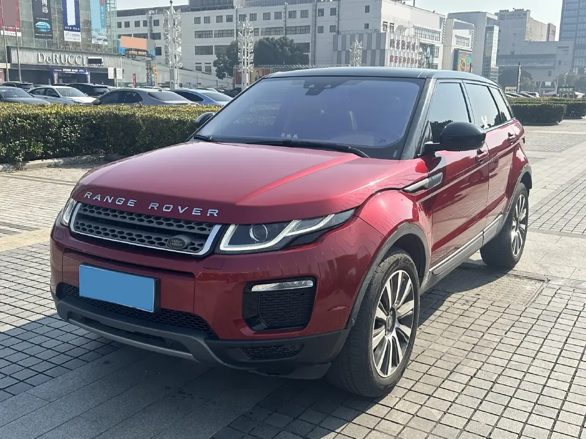 2018 Land Rover Range Rover Evoque 2.0T 241HP L4 9AT