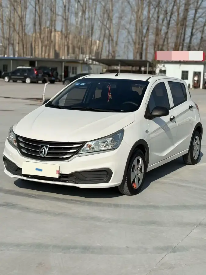 2016 BaoJun 310 1.2L 82HP L4 5MT