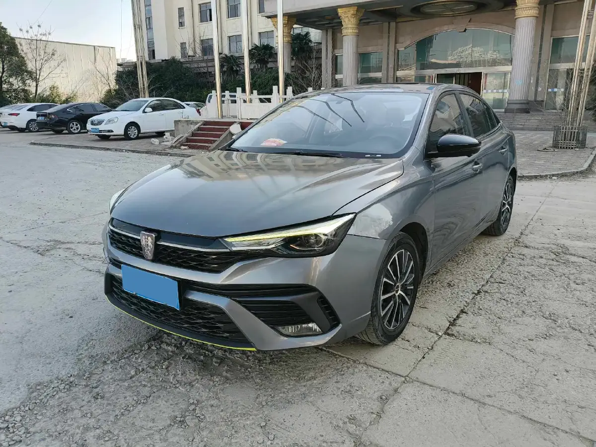2021 Roewe i5 1.5L 120HP L4 CVT