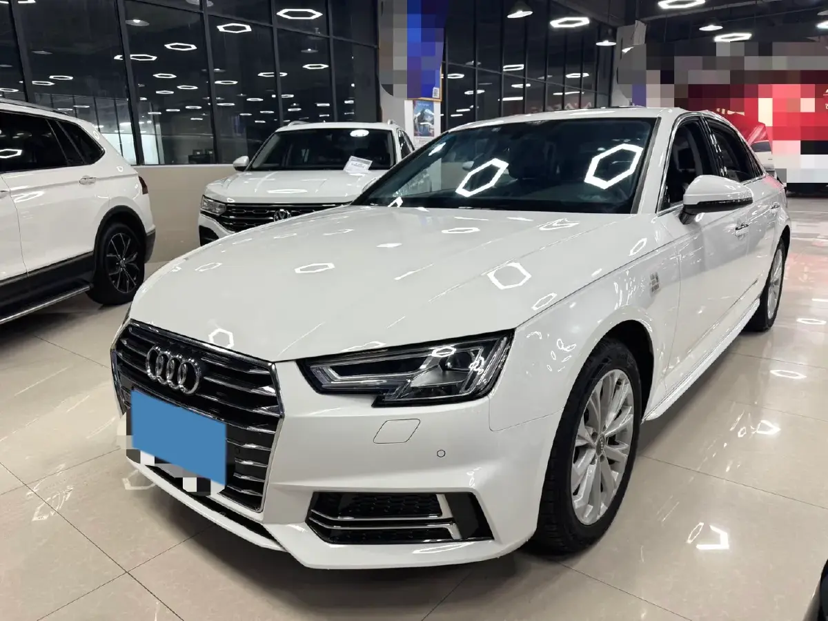 2019 Audi A4L 2.0T 190HP L4 7DCT