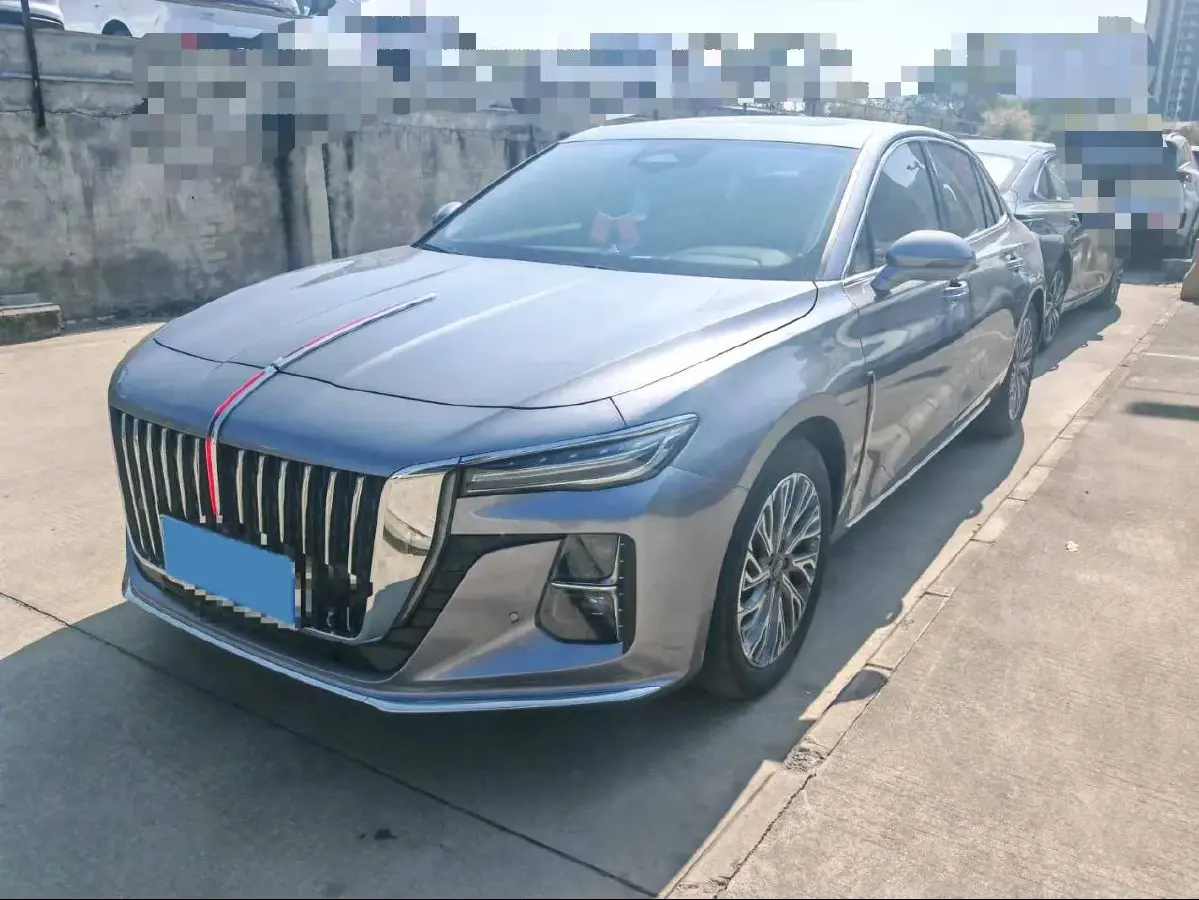 2023 HongQi H5 2.0T 224HP L4 8AT