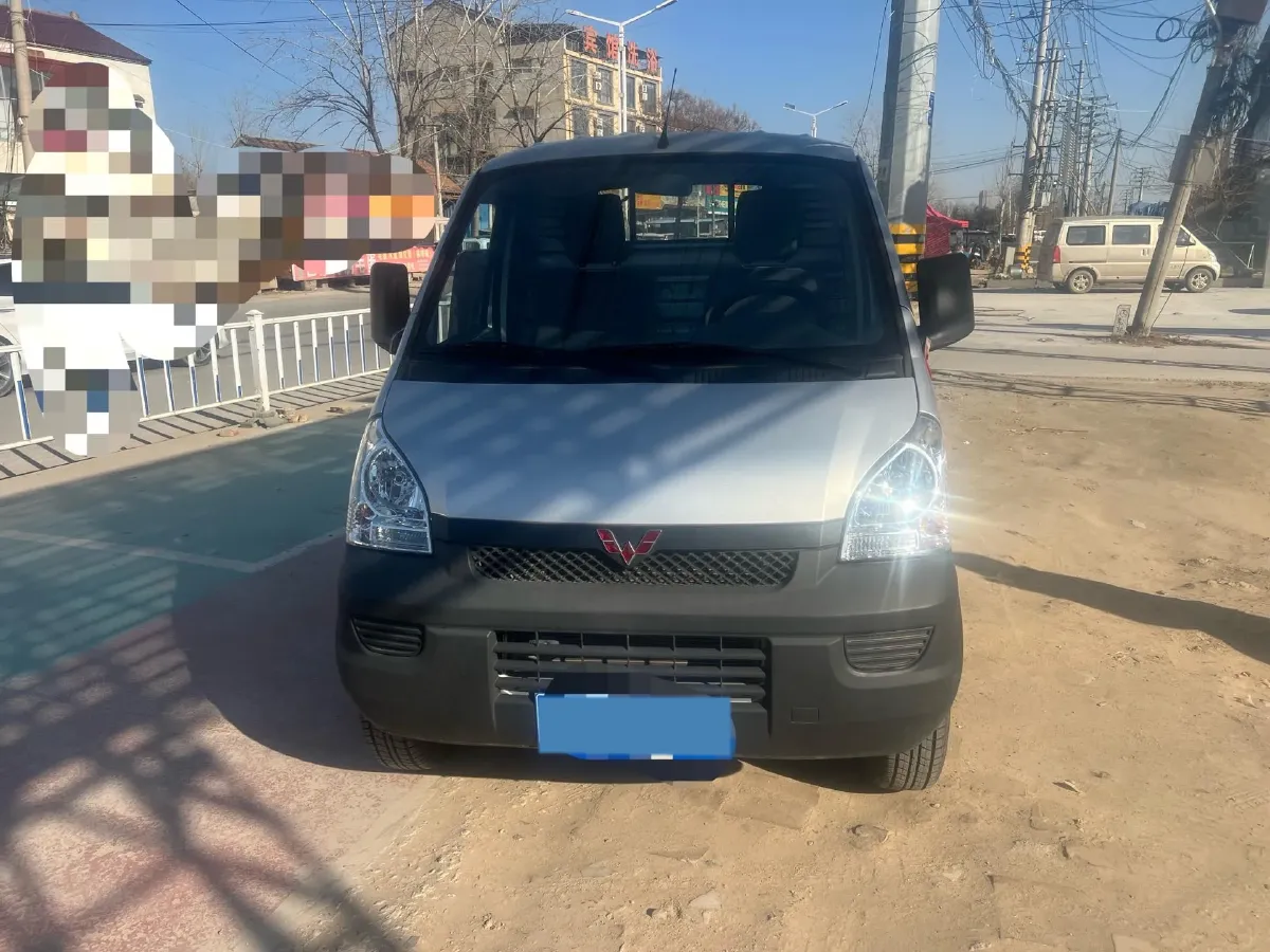 2023 WuLing ZhiGuang Mini Truck 1.5L 102HP L4 5MT,autocango,china used car exporter,china ev exporter,chinese used car exporter,chinese used ev exporter