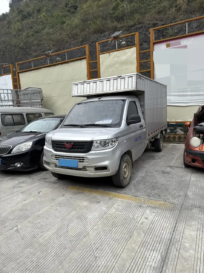 2019 WuLing RongGuang New Truck 1.5L 107HP L4 5MT