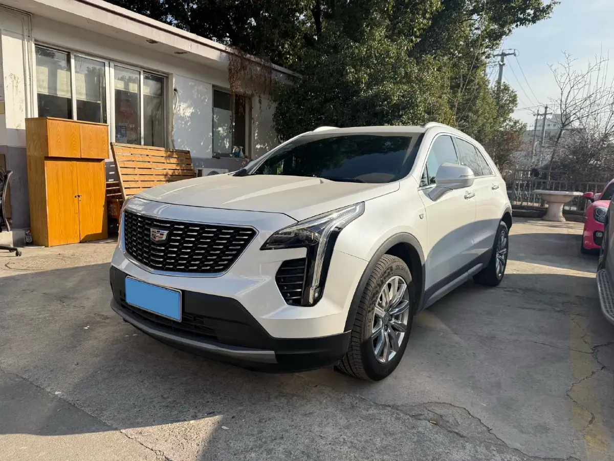 2021 Cadillac XT4 2.0T 237HP L4 9AT
