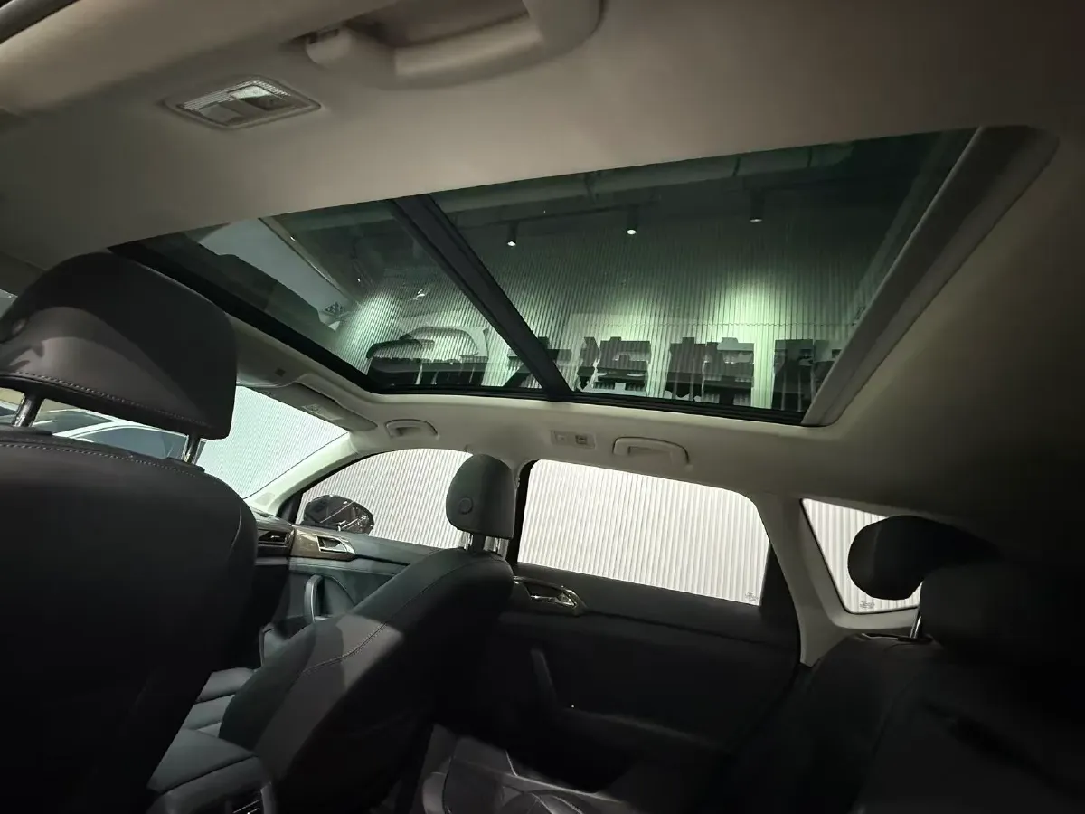 2021 Volkswagen Tharu 1.4T 150HP L4 7DCT,autocango,china used car exporter,china ev exporter,chinese used car exporter,chinese used ev exporter