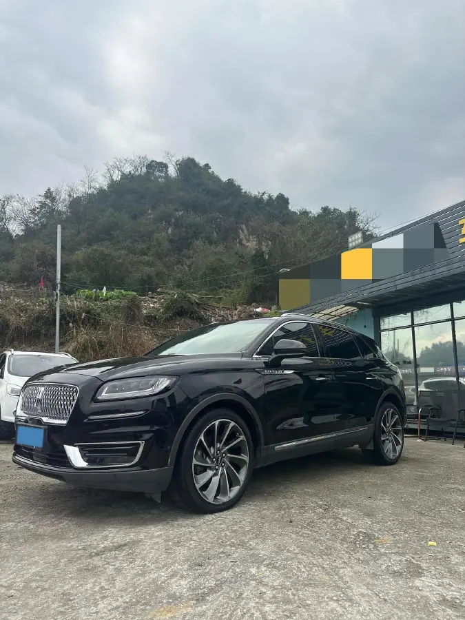 2019 Lincoln Nautilus 2.7T 329HP V6 8AT