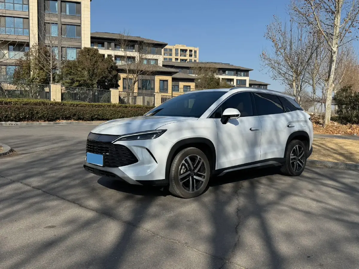 2024 BYD SongL DM-i 1.5L 101HP L4 E-CVT PHEV 18.3KWH