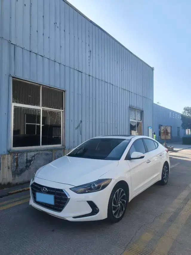 2019 Hyundai Elantra 1.5L 115HP L4 CVT