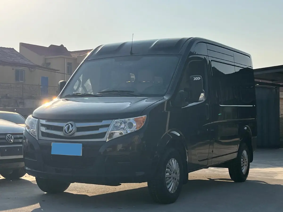2019 MAXUS XinTu V80 2.5T 136HP L4 6MT