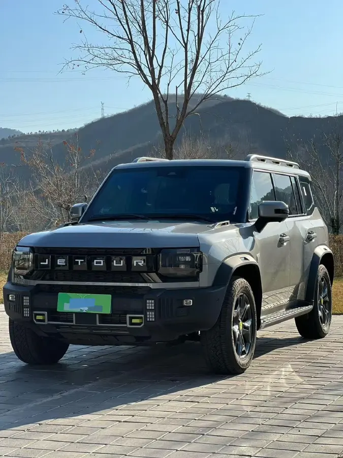 2025 Jetour Traveller 2.0T 254HP L4 7DCT