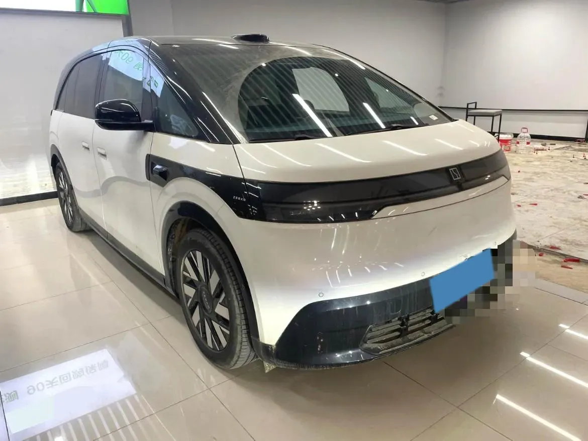 2025 Zeekr MIX BEV 102KWH,autocango,china used car exporter,china ev exporter,chinese used car exporter,chinese used ev exporter