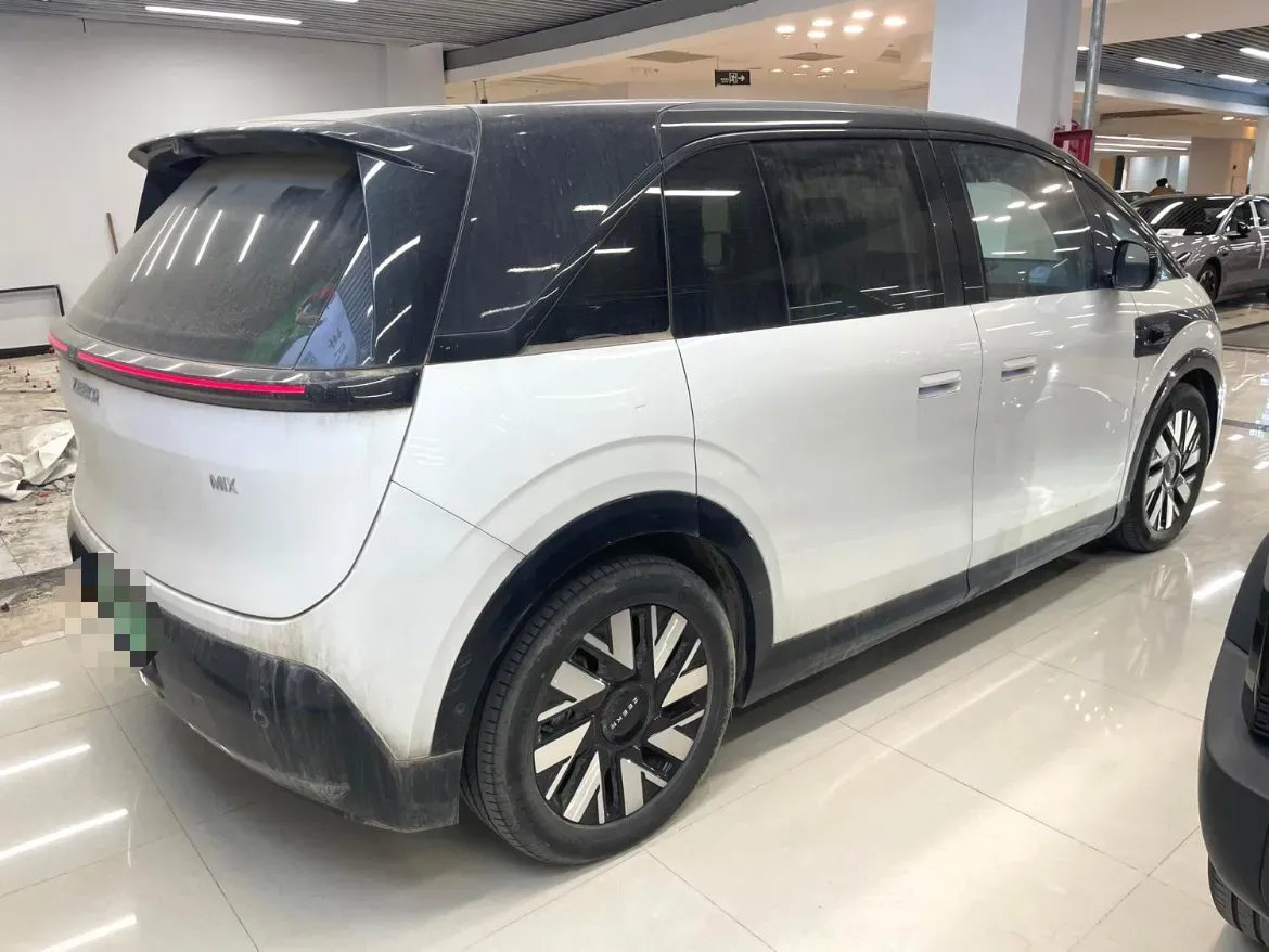 2025 Zeekr MIX BEV 102KWH,autocango,china used car exporter,china ev exporter,chinese used car exporter,chinese used ev exporter