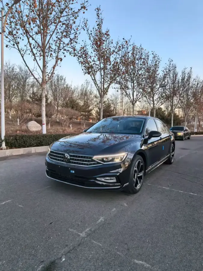 2023 Volkswagen Magotan 2.0T 186HP L4 7DCT