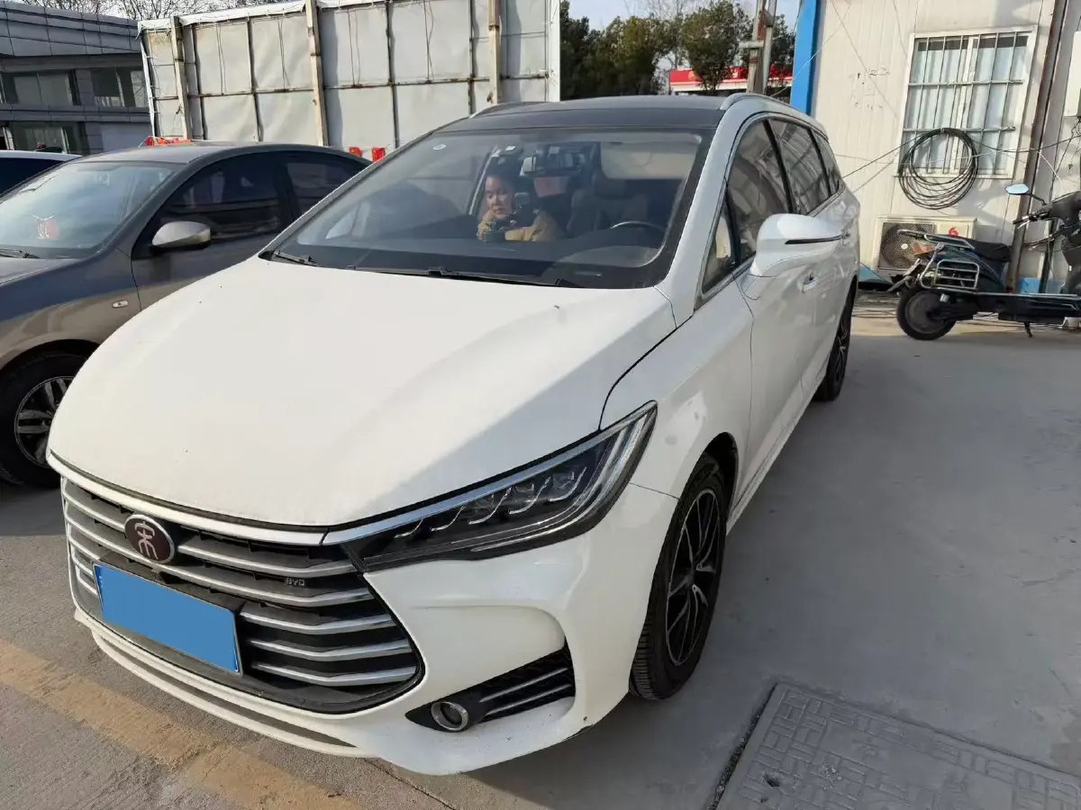 2017 BYD Song MAX 1.5T 154HP L4 6DCT