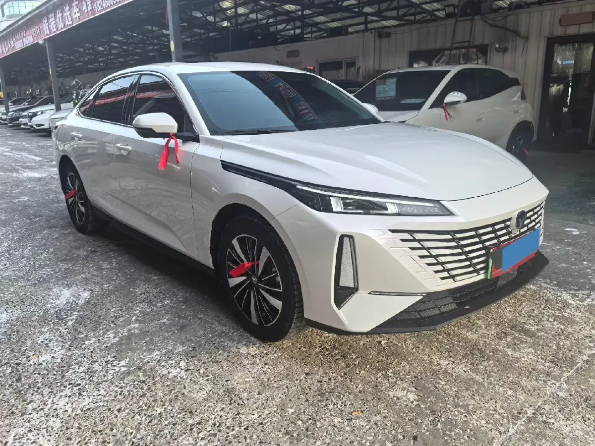 2025 ChangAn EadoPHEV 1.5L 98HP L4 E-CVT PHEV,autocango,china used car exporter,china ev exporter,chinese used car exporter,chinese used ev exporter