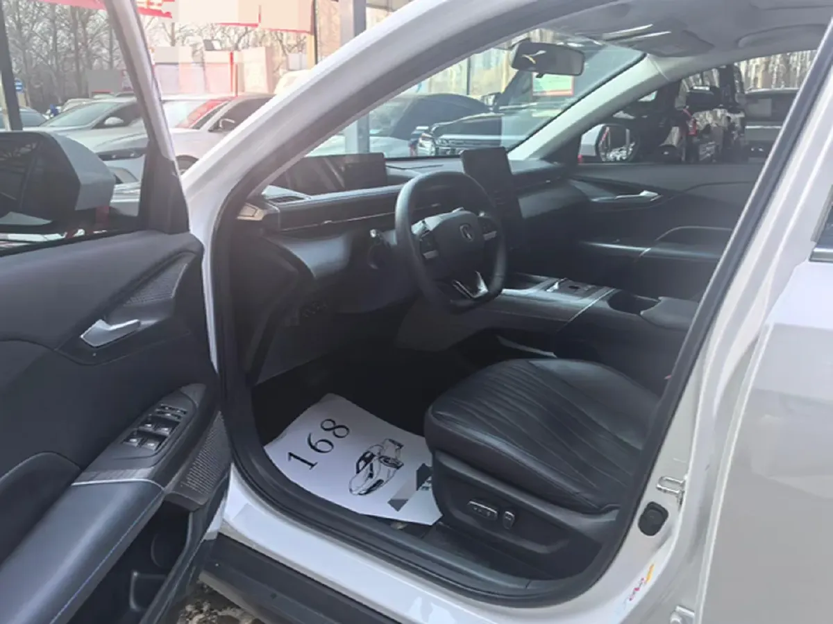 2025 ChangAn EadoPHEV 1.5L 98HP L4 E-CVT PHEV,autocango,china used car exporter,china ev exporter,chinese used car exporter,chinese used ev exporter