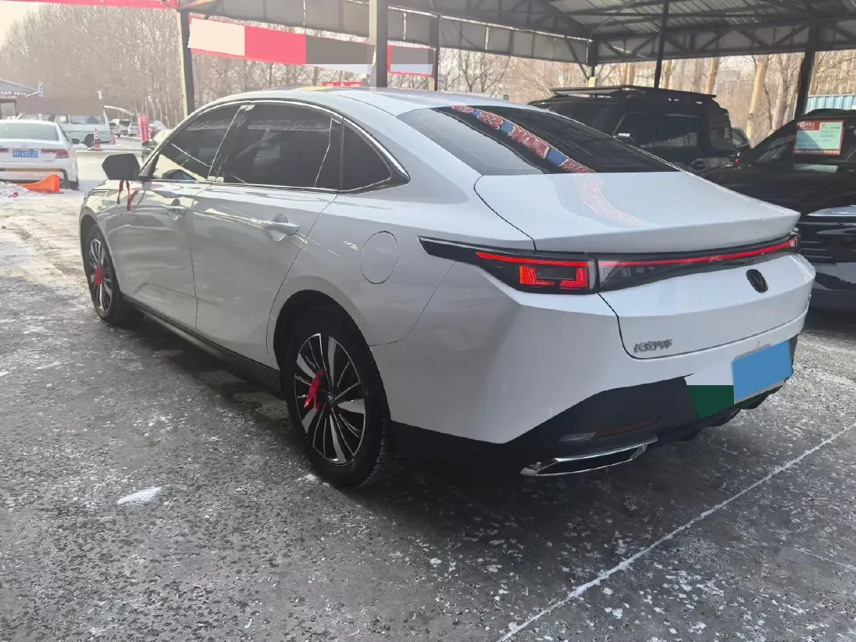 2025 ChangAn EadoPHEV 1.5L 98HP L4 E-CVT PHEV,autocango,china used car exporter,china ev exporter,chinese used car exporter,chinese used ev exporter