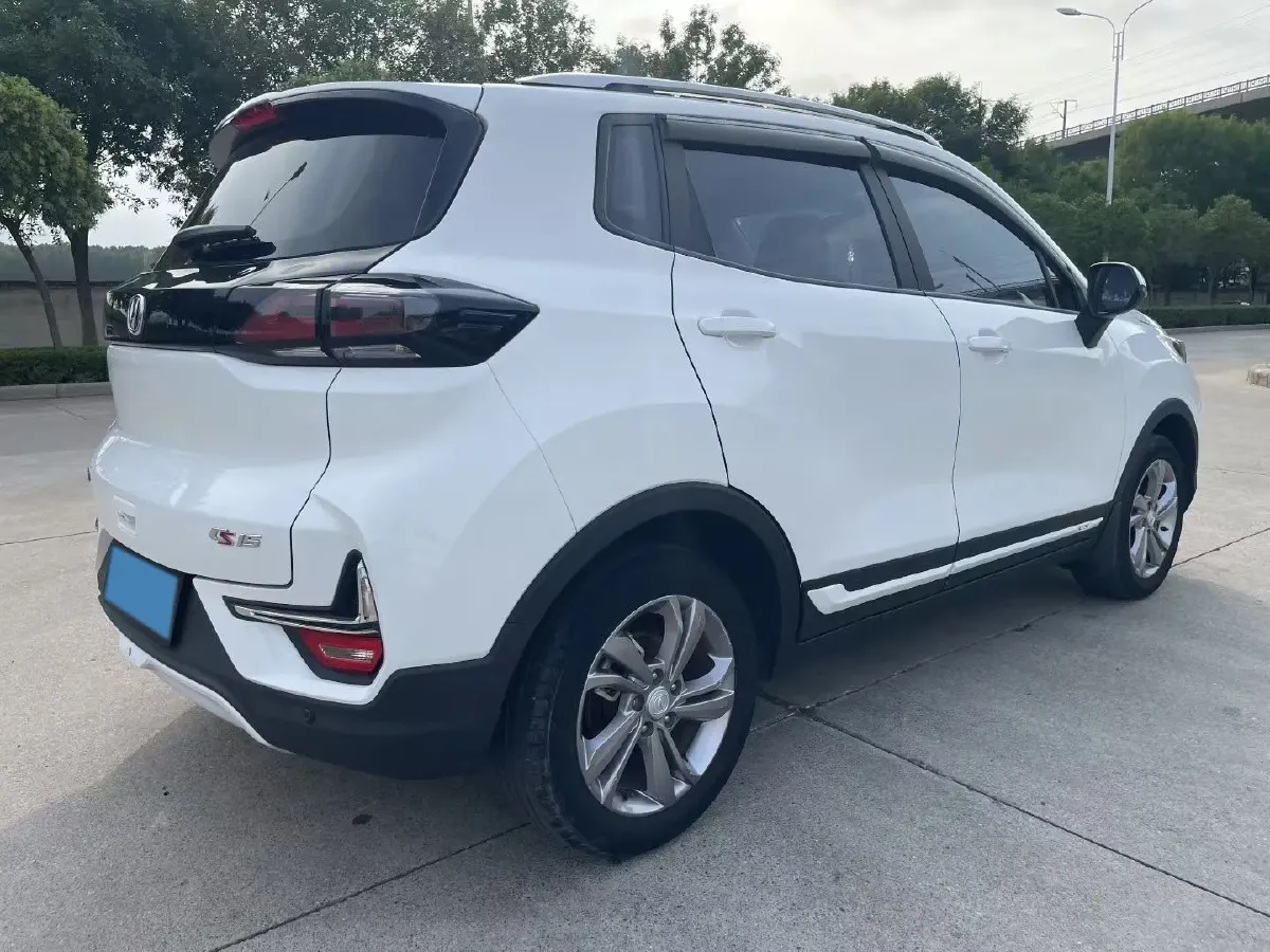 2019 ChangAn CS15 1.5L 107HP L4 5DCT,autocango,china used car exporter,china ev exporter,chinese used car exporter,chinese used ev exporter