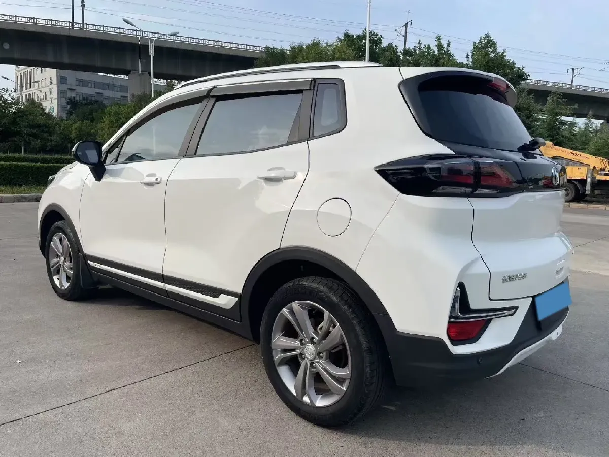 2019 ChangAn CS15 1.5L 107HP L4 5DCT,autocango,china used car exporter,china ev exporter,chinese used car exporter,chinese used ev exporter