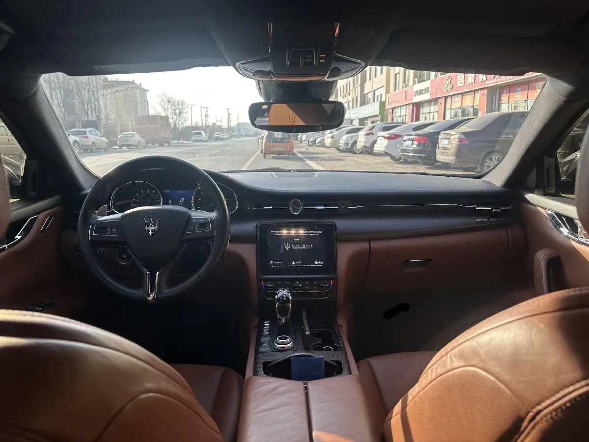 2018 Maserati Quattroporte 3.0T 350HP V6 8AT,autocango,china used car exporter,china ev exporter,chinese used car exporter,chinese used ev exporter