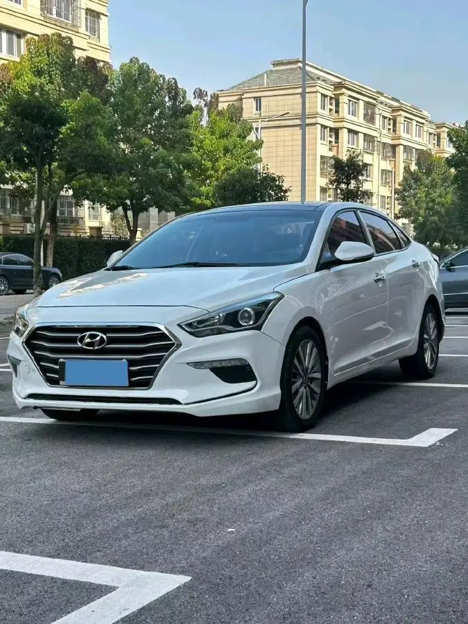 2017 Hyundai Mistra 1.8L 143HP L4 6AT