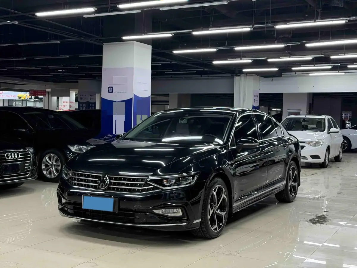 2023 Volkswagen Magotan 2.0T 186HP L4 7DCT