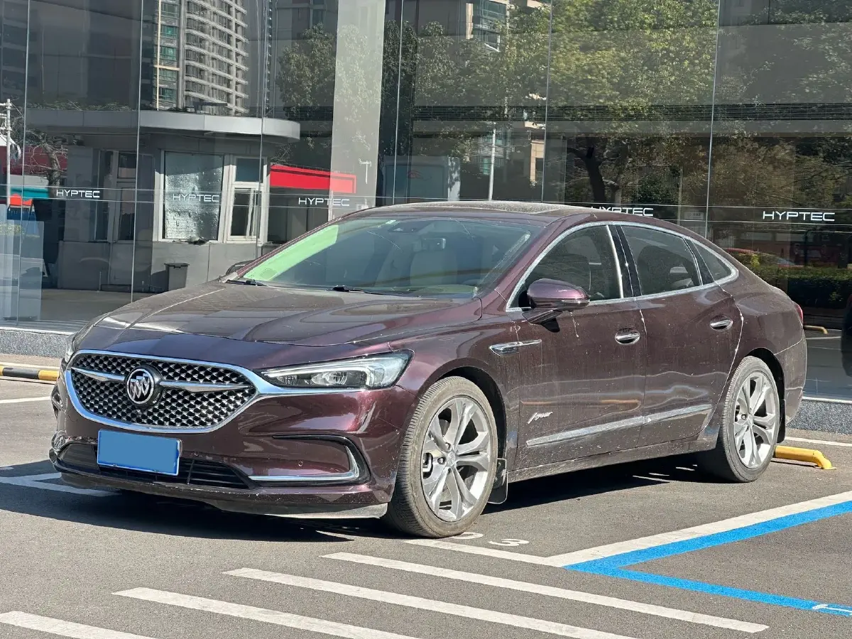 2021 Buick Larcosse 2.0T 237HP L4 9AT