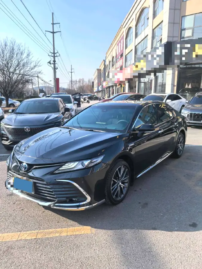 2023 Toyota Camry 2.5L 178HP L4 E-CVT Hybrid