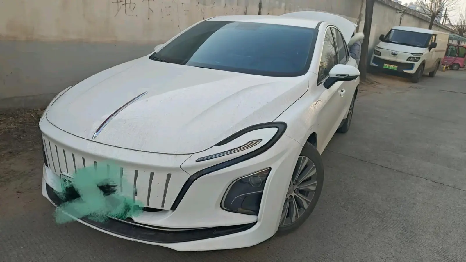 2023 HongQi E-QM5 BEV 82KWH