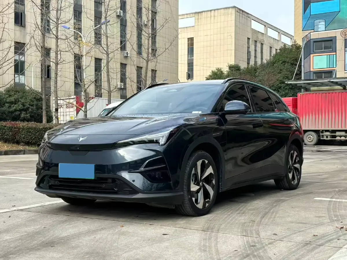 2025 MAXUS G10 2.0T 261HP L4 8AT