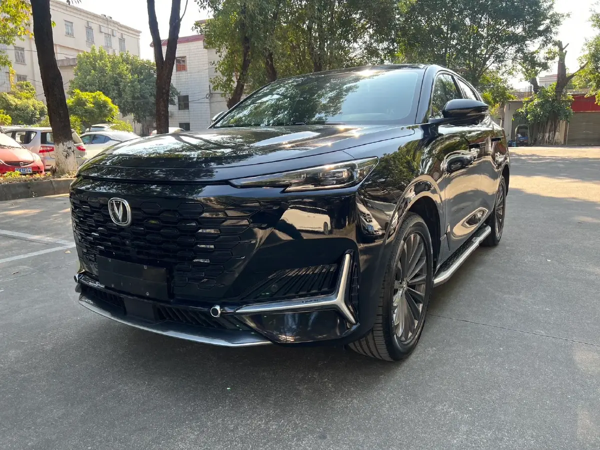 2021 ChangAn UNI-K 2.0T 233HP L4 8AT