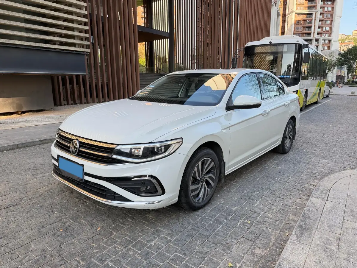 2023 Volkswagen Bora 1.2T 116HP L4 7DCT