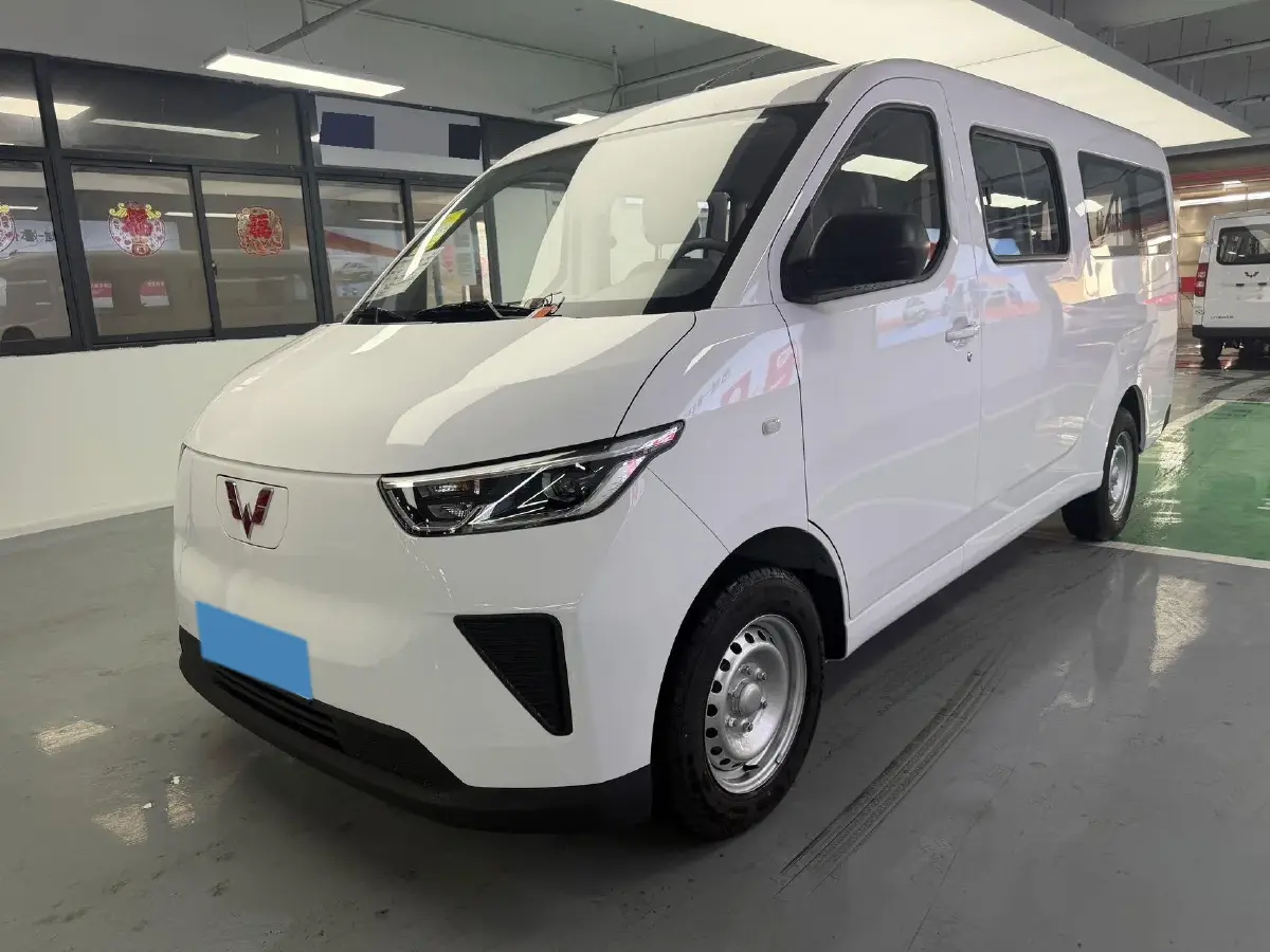 2024 WuLing YangGuang BEV 41.9KWH